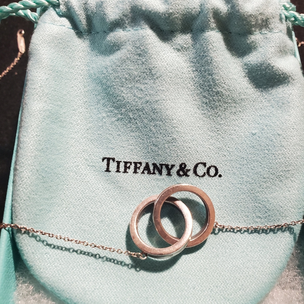 Tiffany  interlocking circles pendants